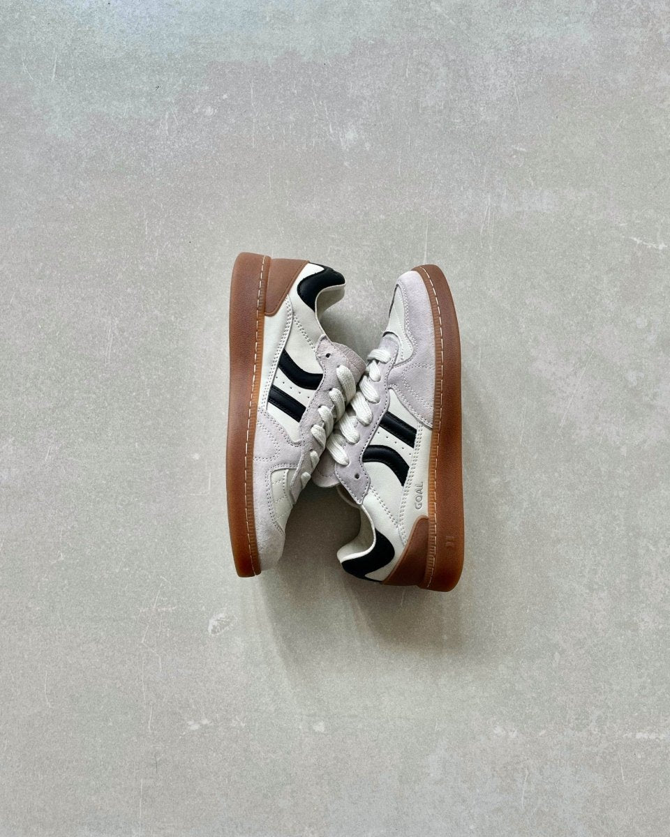 Goal Black & White